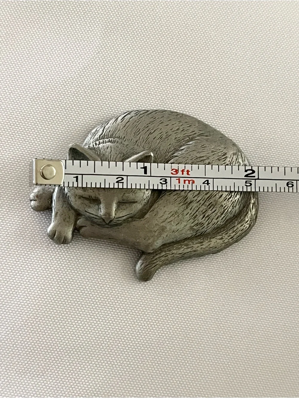 Vintage JJ Jonette Jewelry Napping Cat Brooch 1980s-1990s